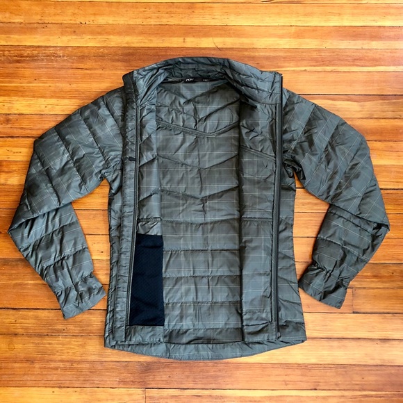 M NAU Down Sweater Jacket - Picture 3 of 8